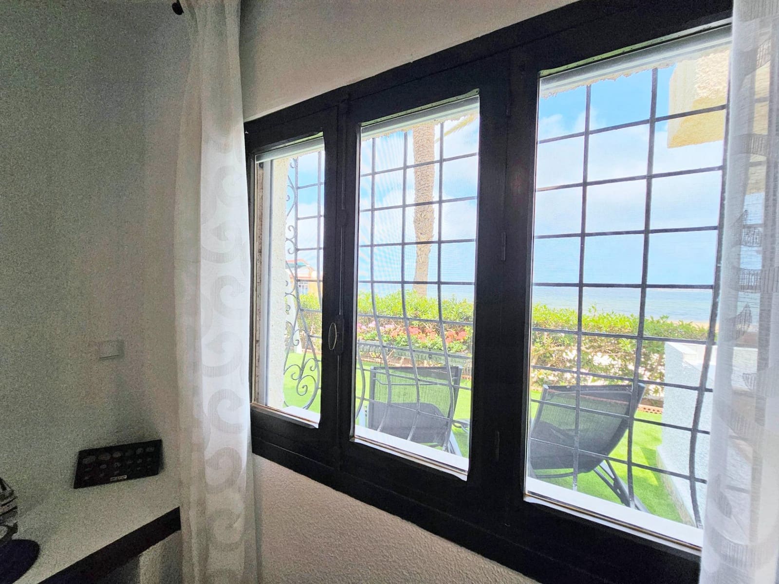 4 makuuhuone Bungalow vuokrattavana paikassa Playa Honda mukana 
autotalli - 2 000 € (Ref: 9966697)