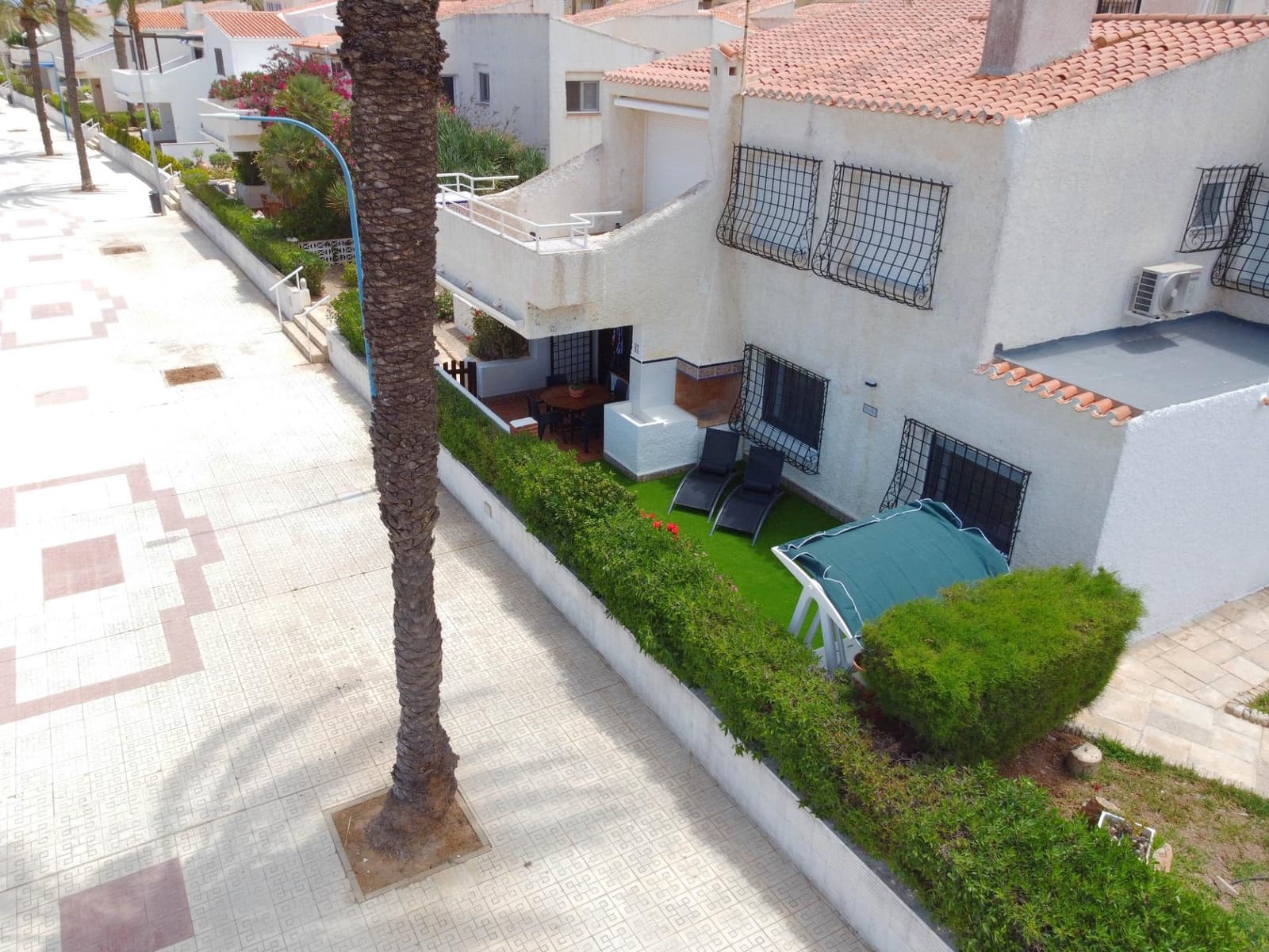 4 makuuhuone Bungalow vuokrattavana paikassa Playa Honda mukana 
autotalli - 2 000 € (Ref: 9966697)