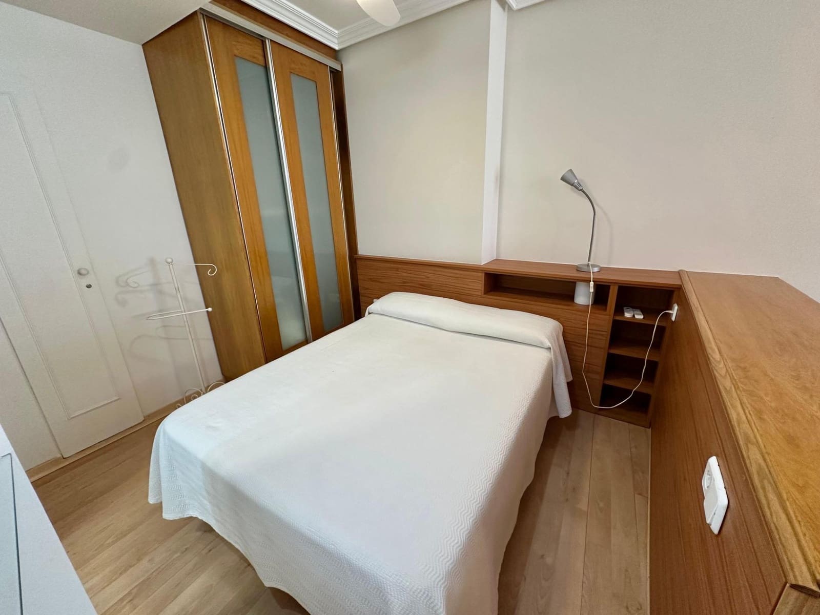 Appartement à louer à Carthagene - 600 € (Ref: 9990762)