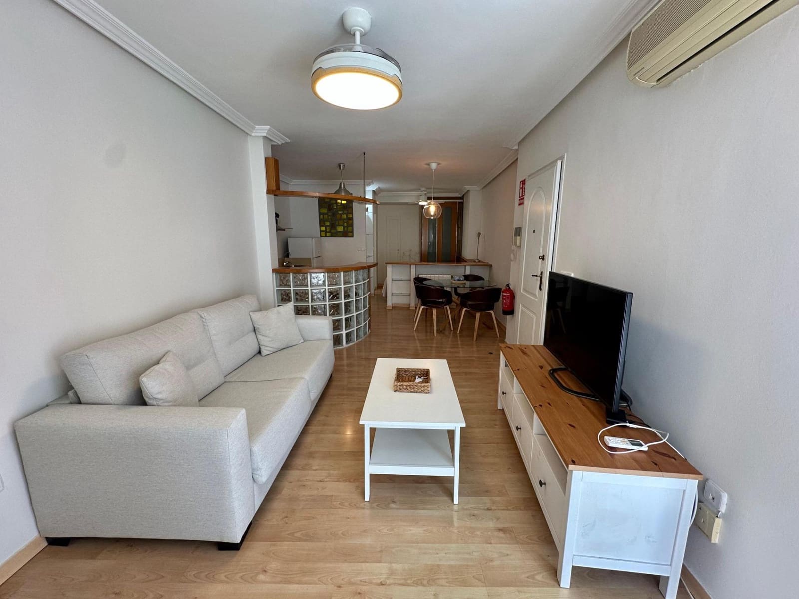 Appartement à louer à Carthagene - 600 € (Ref: 9990762)