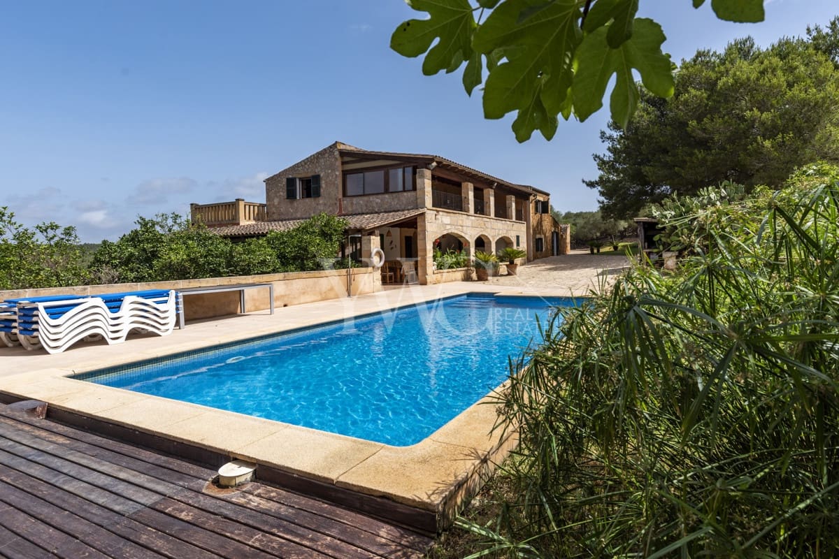 10 sovrum Finca/Hus på landet till salu i Manacor med pool - 2 950 000 € (Ref: 7138246)