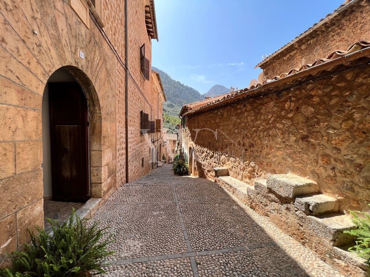 8 quarto Casa em Banda para venda em Fornalutx - 3 500 000 € (Ref: 7753568)