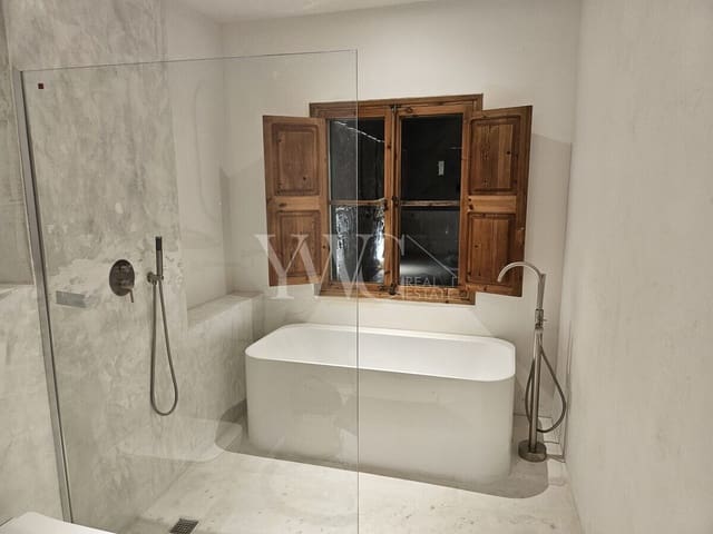 5 soveværelse Byhus til salg i Sa Pobla med swimmingpool - € 1.050.000 (Ref: 9295866)