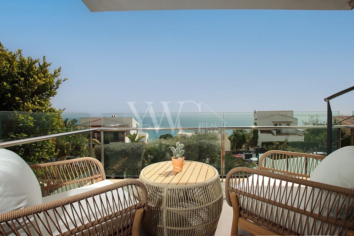 4 sypialnia Dom na sprzedaż w Alcudia z basenem - 1 940 000 € (Ref: 9296369)