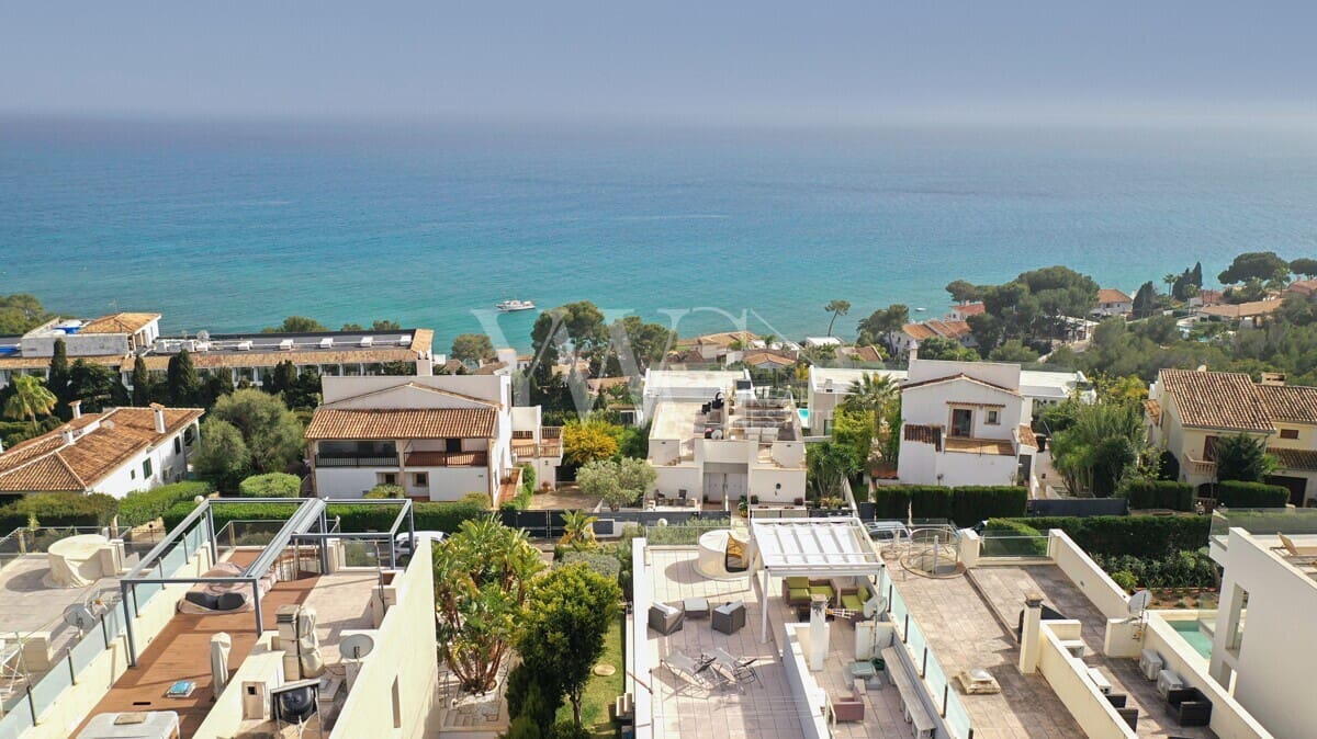 4 sypialnia Dom na sprzedaż w Alcudia z basenem - 1 940 000 € (Ref: 9296369)