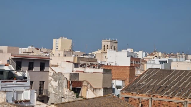 3 bedroom Flat for sale in Vinaròs - € 155,000 (Ref: 9414430)