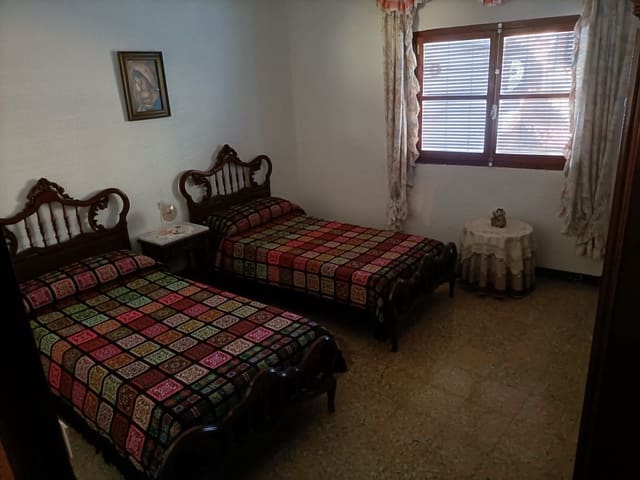 5 slaapkamer Huis te koop in La Jana - € 99.900 (Ref: 9414434)