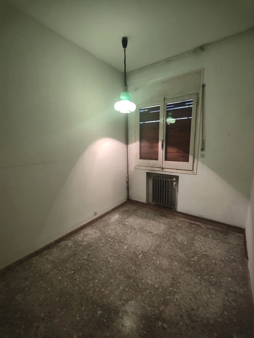 7 bedroom Villa for sale in Vinaros with garage - € 270,000 (Ref: 9414435)