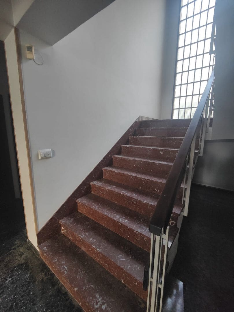 7 bedroom Villa for sale in Vinaros with garage - € 270,000 (Ref: 9414435)