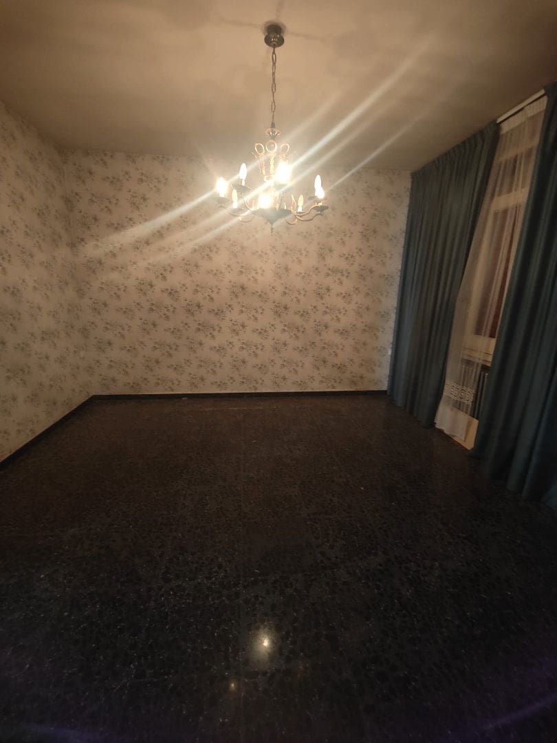 7 bedroom Villa for sale in Vinaros with garage - € 270,000 (Ref: 9414435)