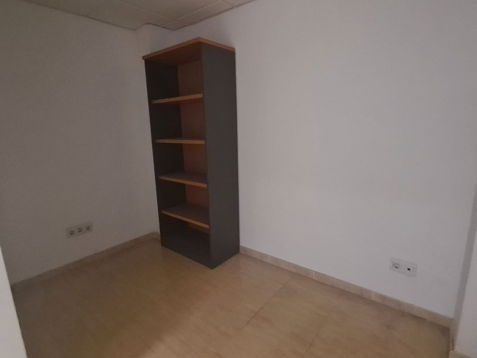 Kaupallinen vuokrattavana paikassa Vinaros - 450 € (Ref: 9414438)