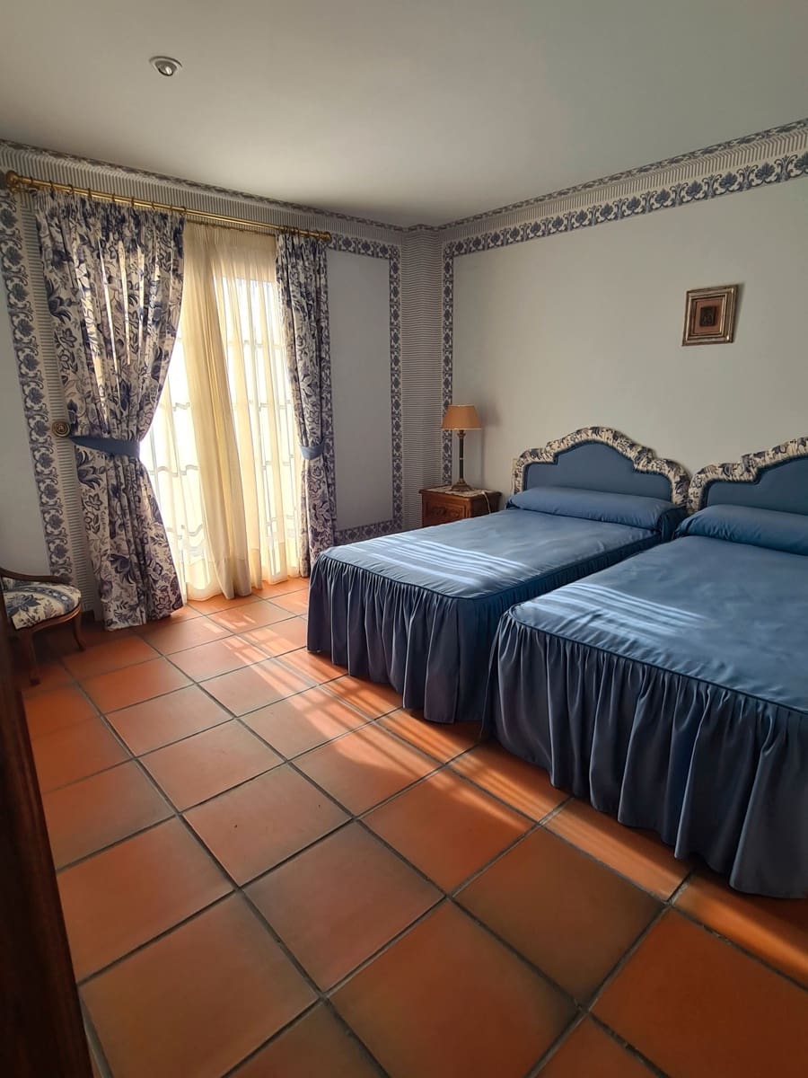 4 bedroom Villa for sale in Rossell with garage - € 240,000 (Ref: 9414440)