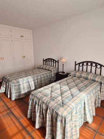 4 bedroom Villa for sale in Rossell with garage - € 240,000 (Ref: 9414440)