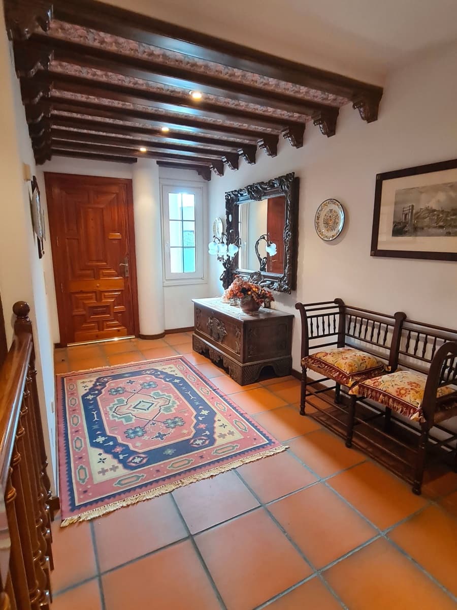 4 bedroom Villa for sale in Rossell with garage - € 240,000 (Ref: 9414440)