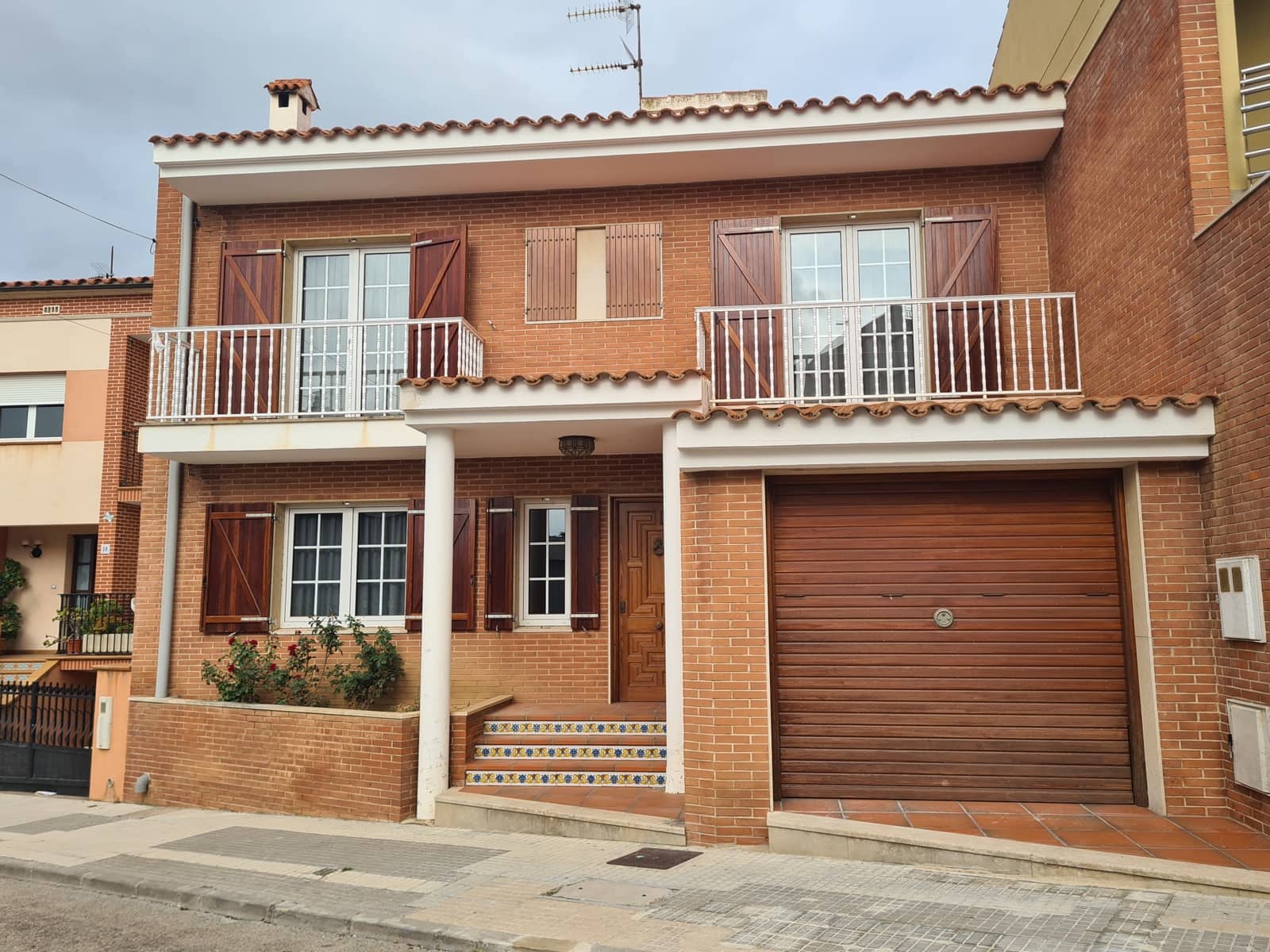 4 bedroom Villa for sale in Rossell with garage - € 240,000 (Ref: 9414440)