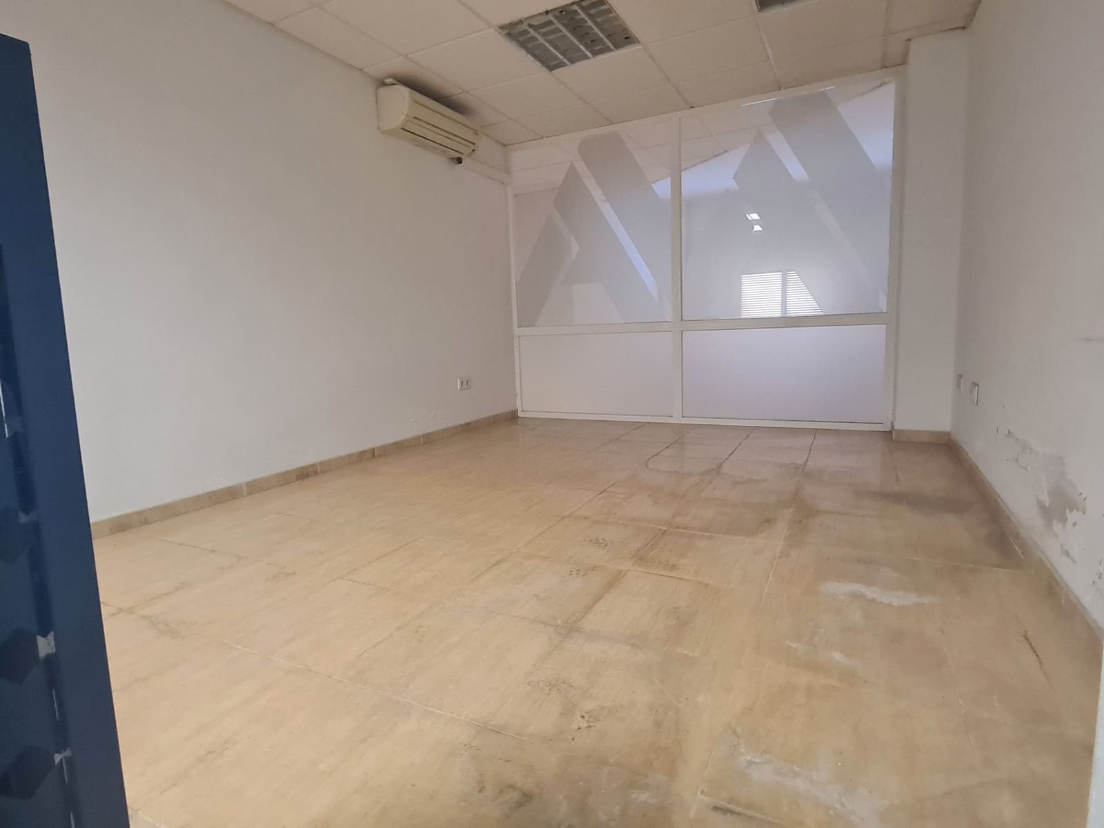 Local Commercial à vendre à Vinaros - 98 000 € (Ref: 9414450)