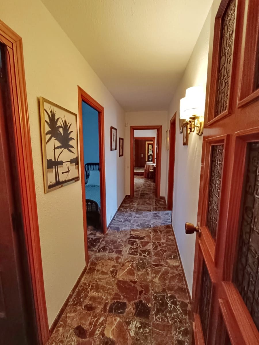 Chalet de 6 habitaciones en Vinaròs en venta con piscina garaje - 630.000 € (Ref: 9414455)