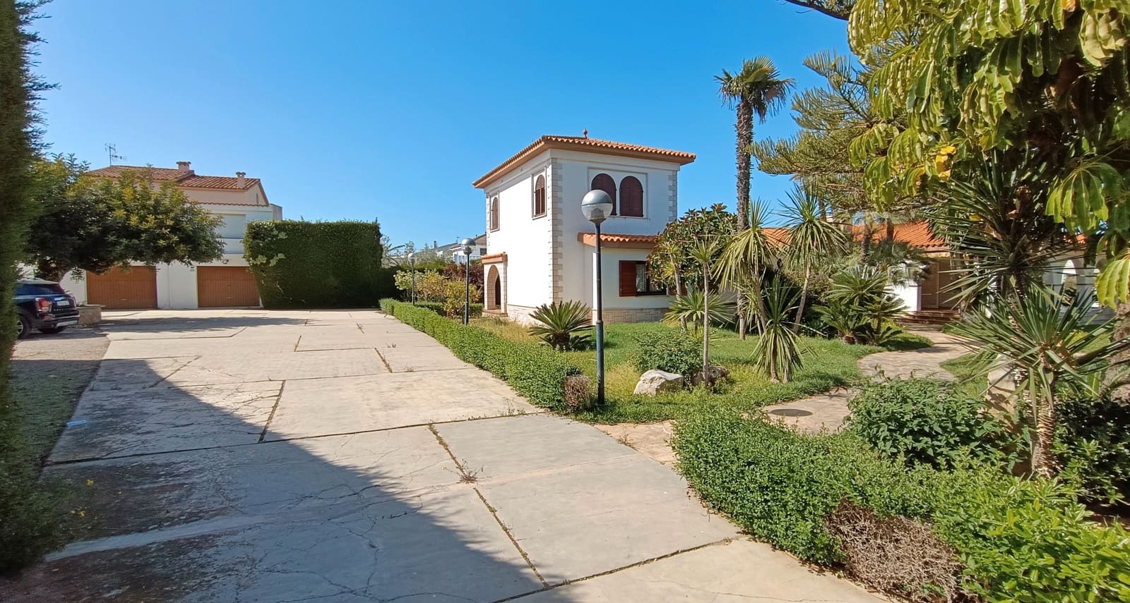 Chalet de 6 habitaciones en Vinaròs en venta con piscina garaje - 630.000 € (Ref: 9414455)