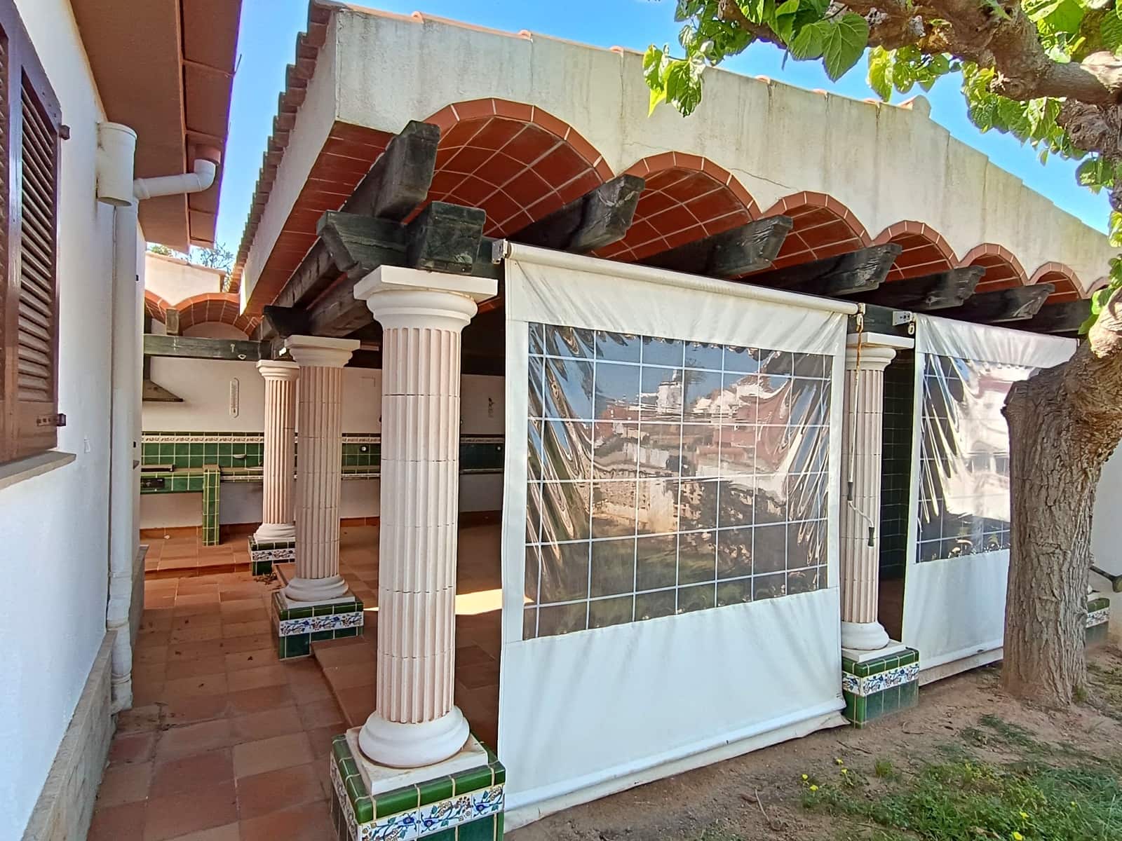 Chalet de 6 habitaciones en Vinaròs en venta con piscina garaje - 630.000 € (Ref: 9414455)