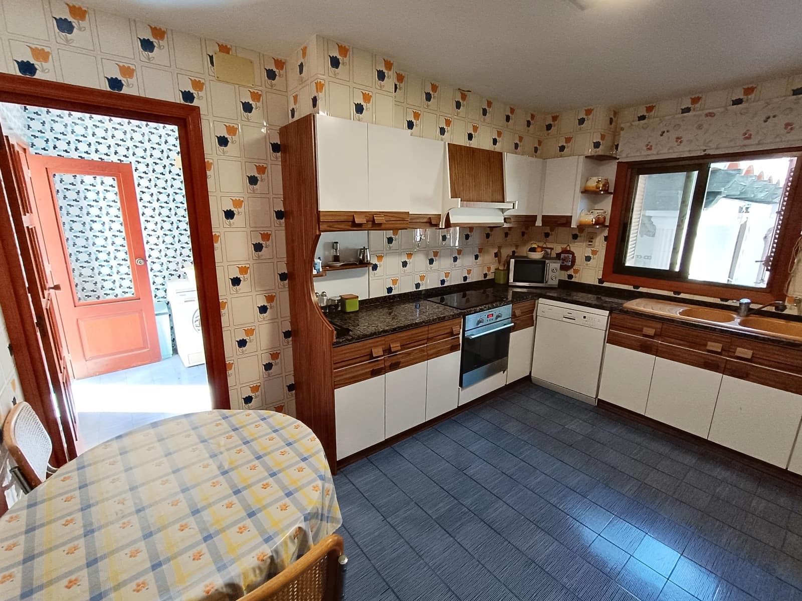 Chalet de 6 habitaciones en Vinaròs en venta con piscina garaje - 630.000 € (Ref: 9414455)