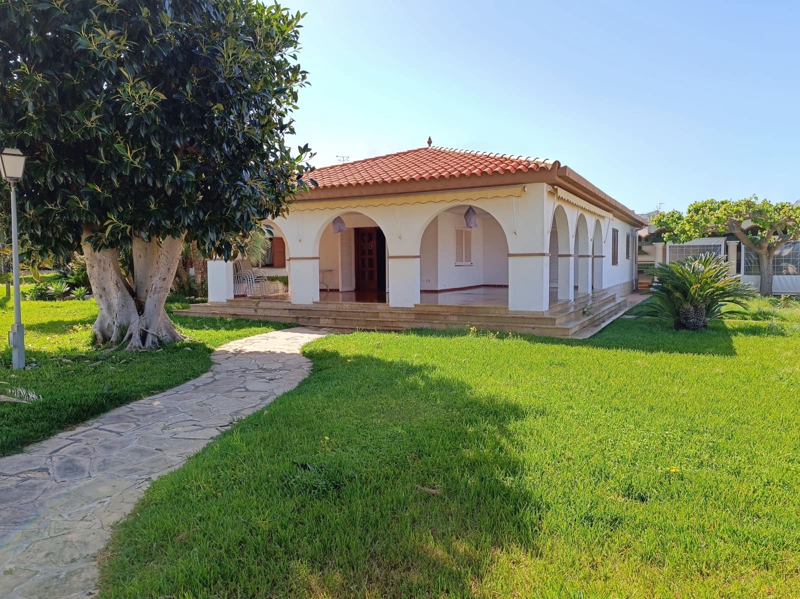 Chalet de 6 habitaciones en Vinaròs en venta con piscina garaje - 630.000 € (Ref: 9414455)