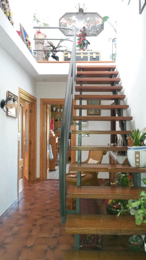 7 bedroom Villa for sale in Vinaros with pool garage - € 415,000 (Ref: 9414456)