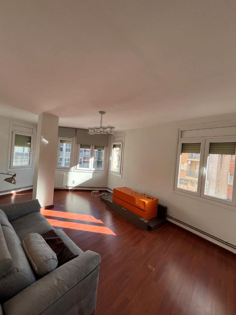 3 bedroom Flat for sale in Vinaros - € 178,000 (Ref: 9414458)