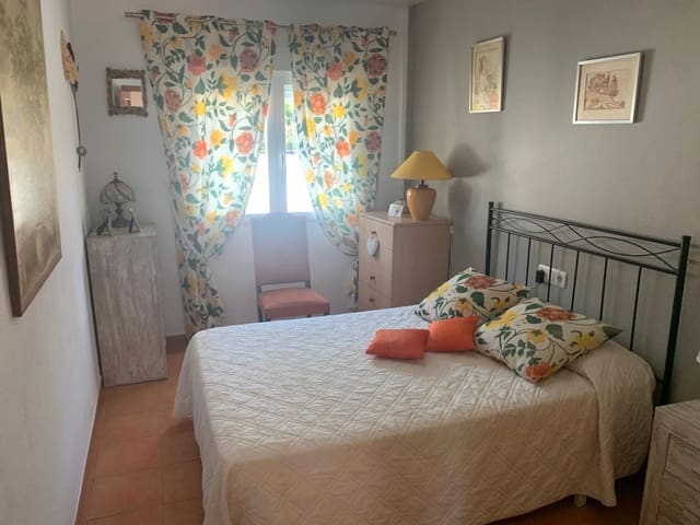 2 bedroom Apartment for sale in Vinaròs with pool garage - € 155,000 (Ref: 9414463)