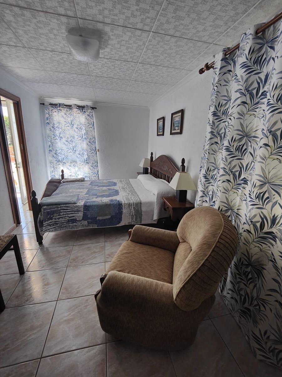 Chalet de 4 habitaciones en Vinaròs en venta con garaje - 345.400 € (Ref: 9414464)