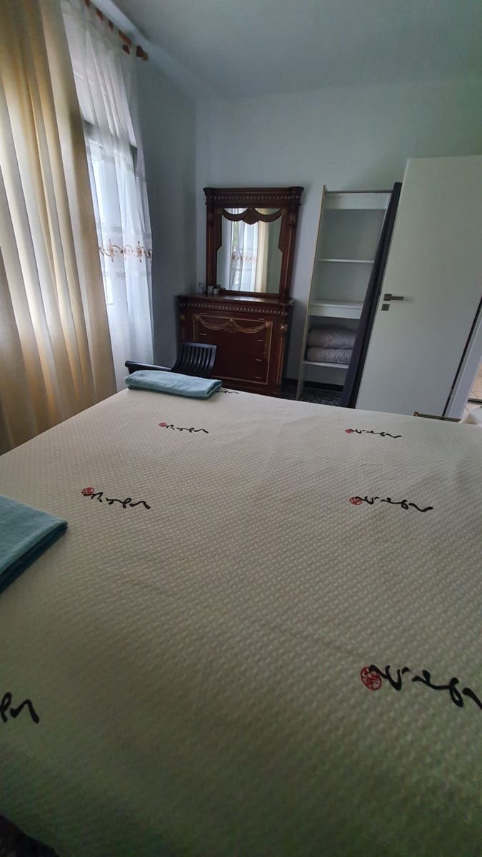 Chalet de 4 habitaciones en Vinaròs en venta con garaje - 345.400 € (Ref: 9414464)