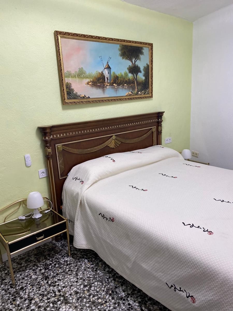 Chalet de 4 habitaciones en Vinaròs en venta con garaje - 345.400 € (Ref: 9414464)