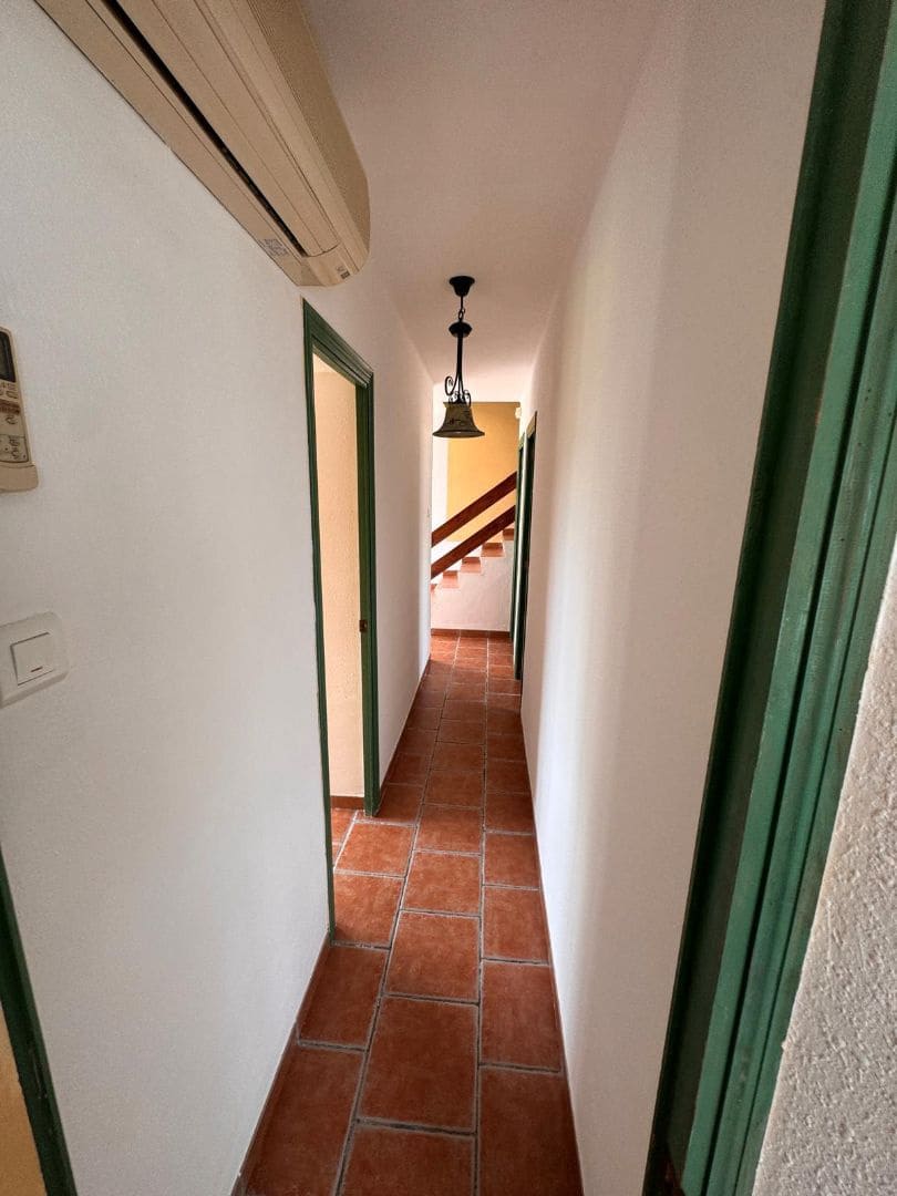 3 bedroom Villa for sale in Vinaros with garage - € 230,000 (Ref: 9414465)