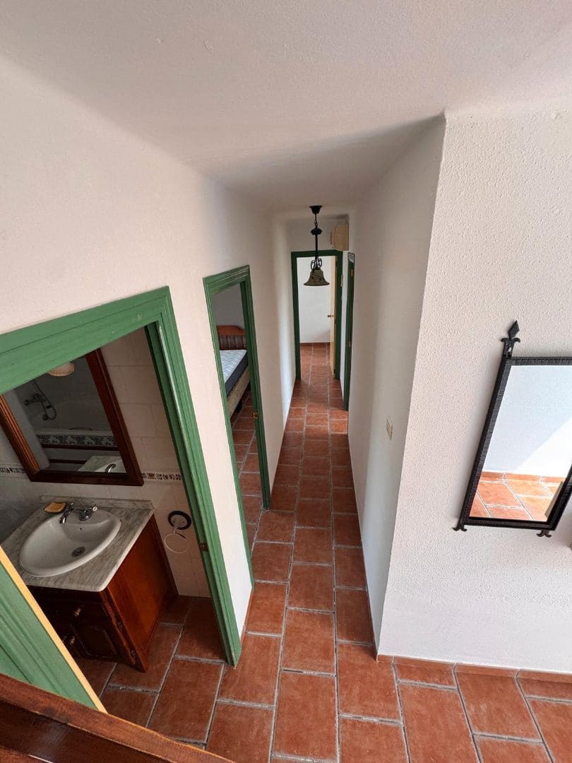 3 bedroom Villa for sale in Vinaros with garage - € 230,000 (Ref: 9414465)