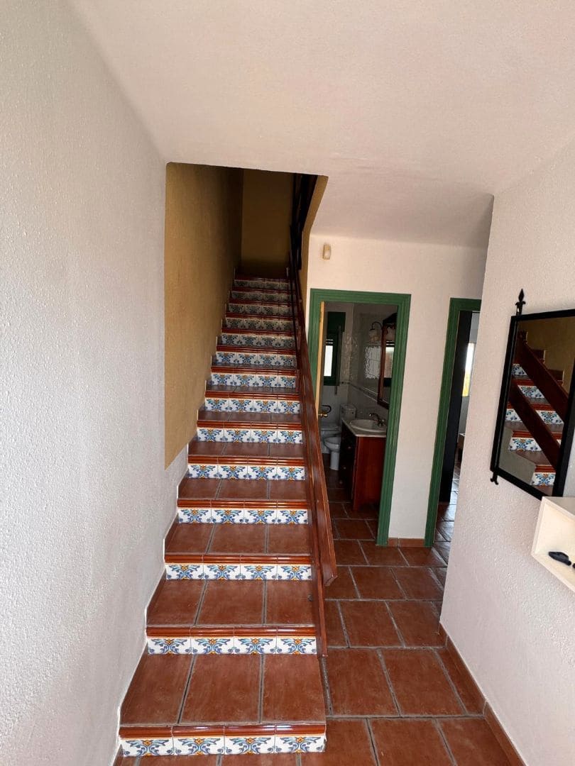 3 bedroom Villa for sale in Vinaros with garage - € 230,000 (Ref: 9414465)