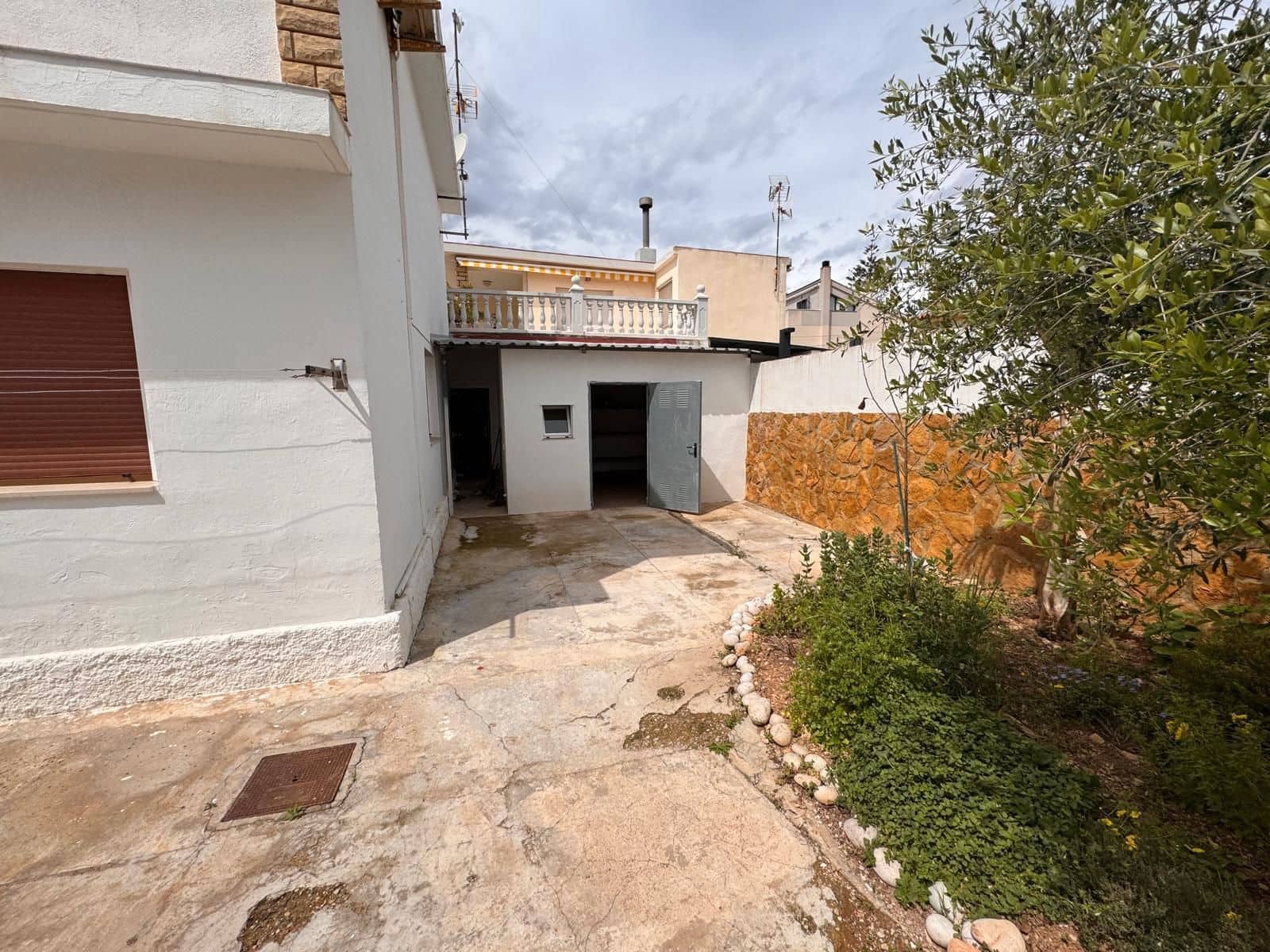 3 bedroom Villa for sale in Vinaros with garage - € 230,000 (Ref: 9414465)