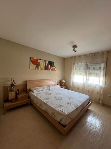 5 bedroom Villa for sale in Vinaròs with garage - € 290,000 (Ref: 9414466)