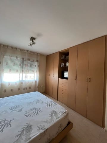 5 bedroom Villa for sale in Vinaròs with garage - € 290,000 (Ref: 9414466)