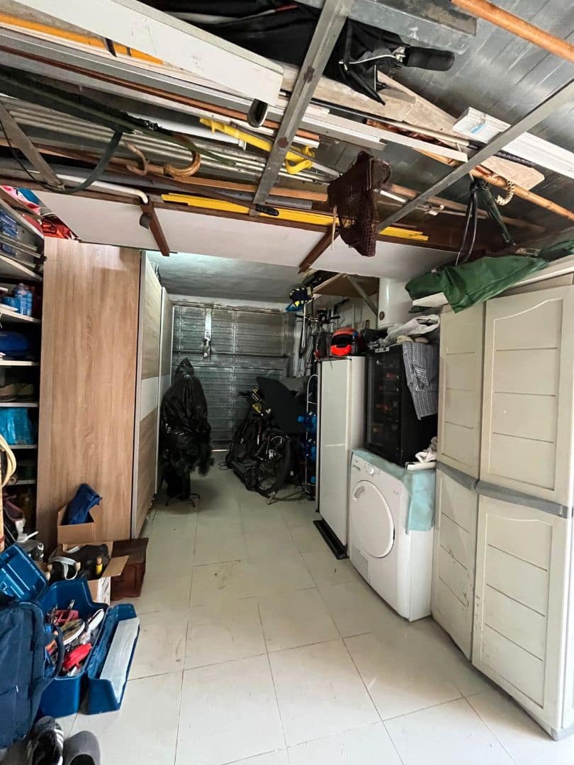 5 bedroom Villa for sale in Vinaros with garage - € 290,000 (Ref: 9414466)