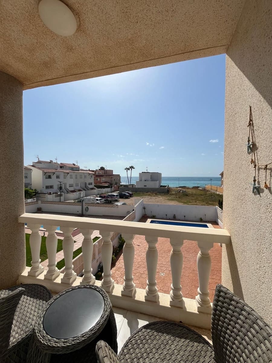 4 bedroom Semi-detached Villa for sale in Vinaros with pool garage - € 385,000 (Ref: 9414467)