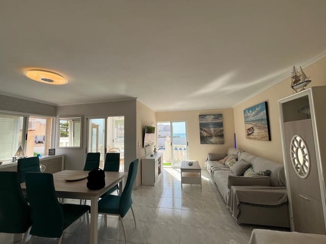 4 soverom Kjedet enebolig til salgs i Vinaròs med svømmebasseng garasje - € 385 000 (Ref: 9414467)