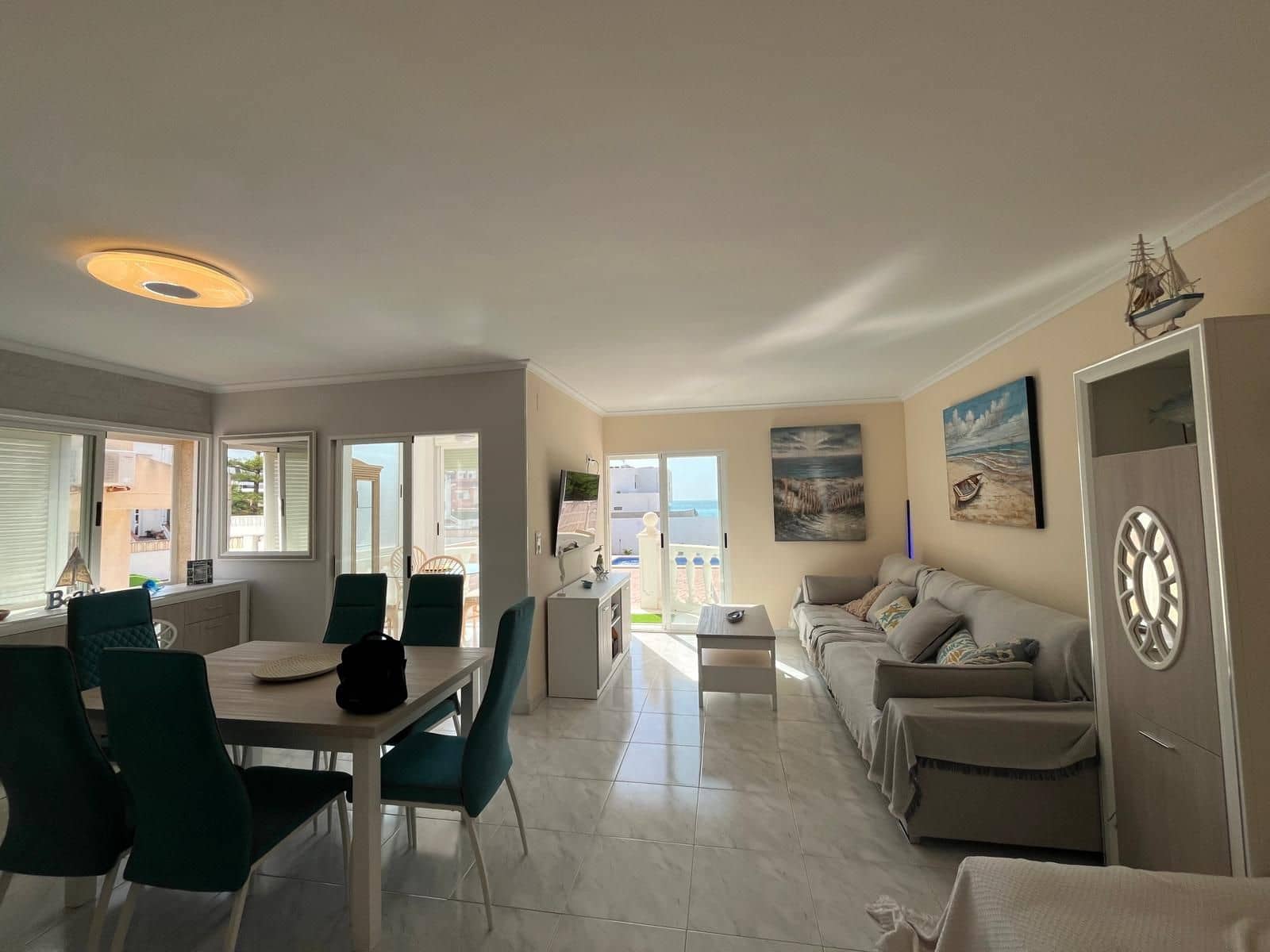 4 bedroom Semi-detached Villa for sale in Vinaros with pool garage - € 385,000 (Ref: 9414467)