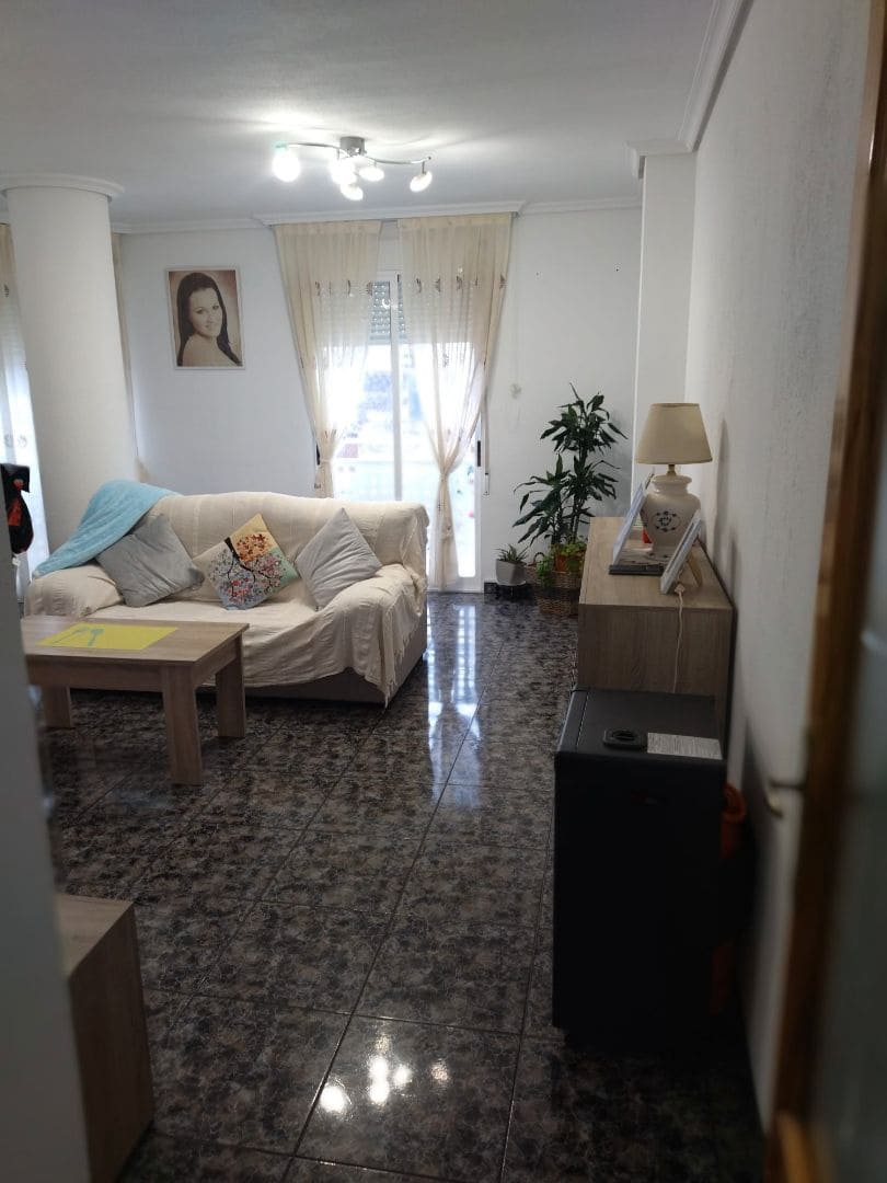 3 bedroom Flat for sale in Vinaros - € 159,900 (Ref: 9414468)