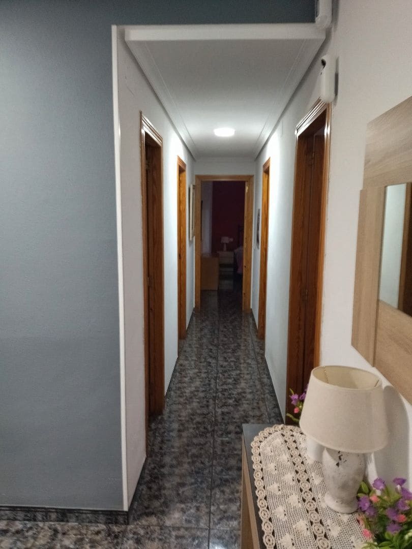 3 bedroom Flat for sale in Vinaros - € 159,900 (Ref: 9414468)