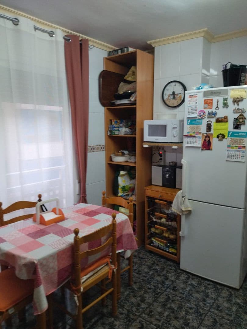 3 bedroom Flat for sale in Vinaros - € 159,900 (Ref: 9414468)