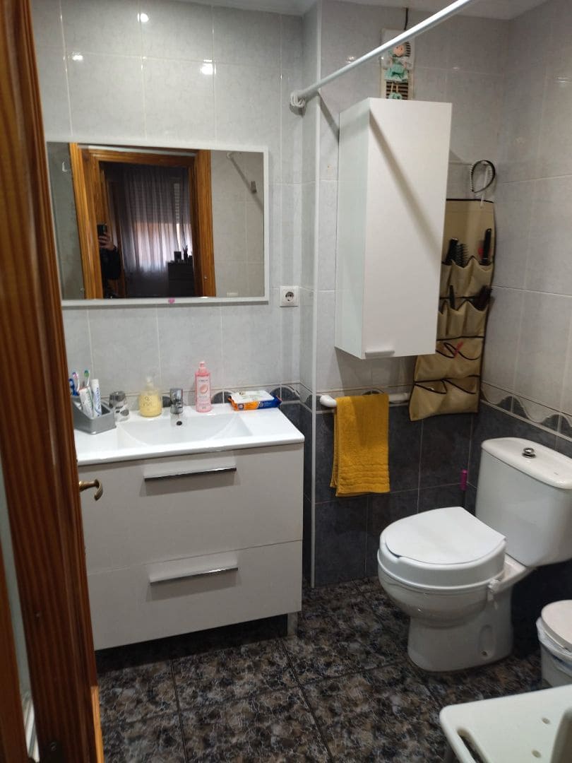 3 bedroom Flat for sale in Vinaros - € 159,900 (Ref: 9414468)