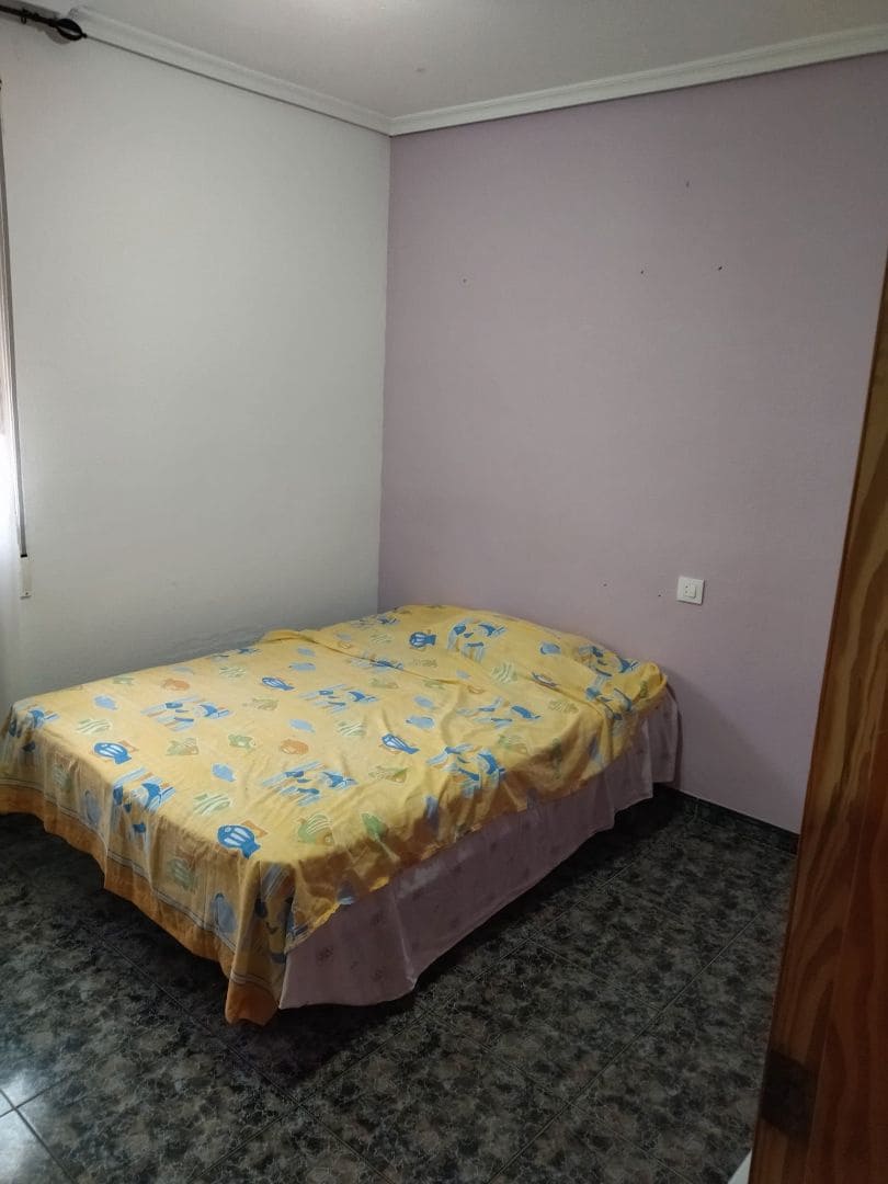 3 bedroom Flat for sale in Vinaros - € 159,900 (Ref: 9414468)