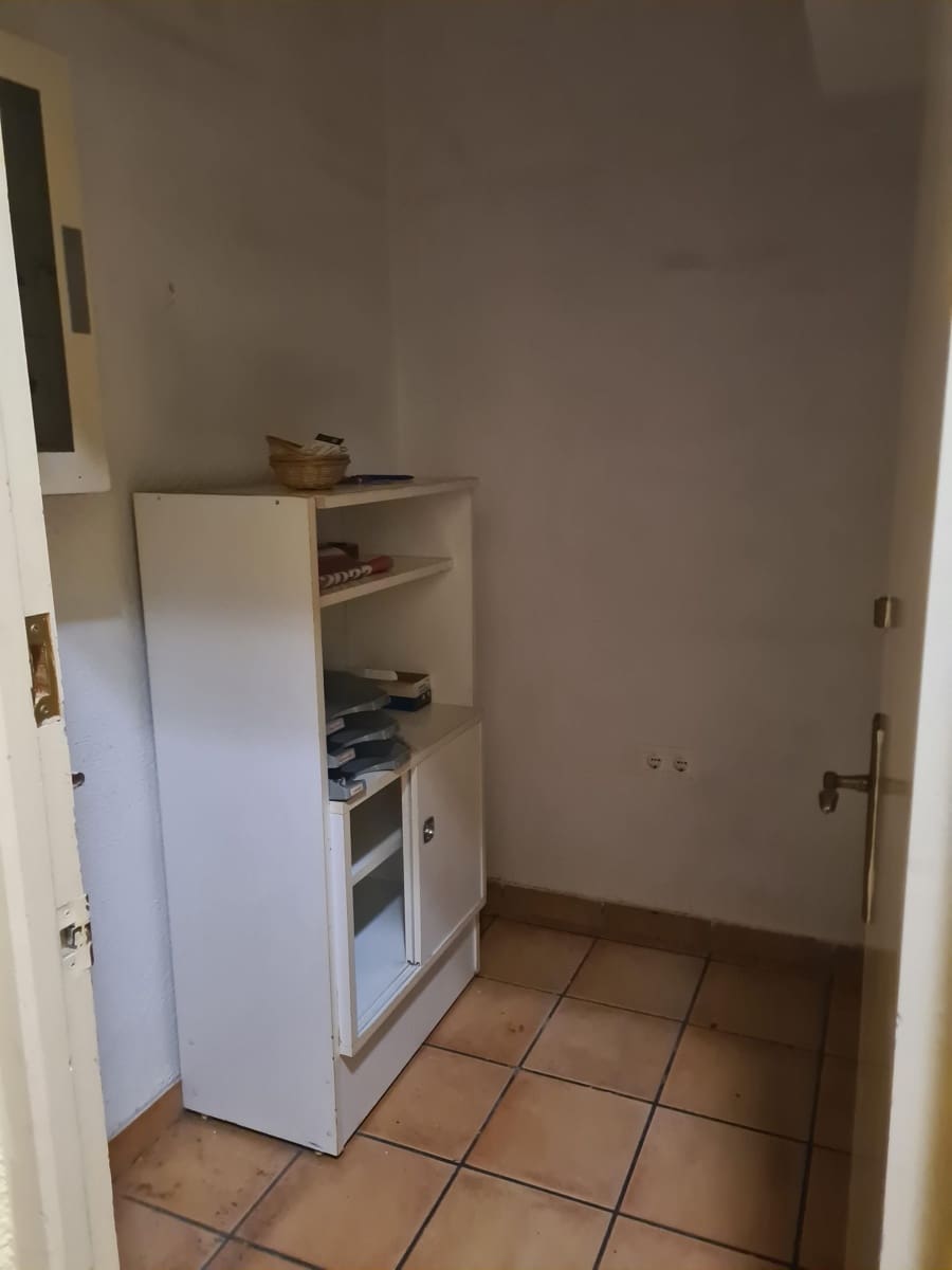 5 bedroom Flat for sale in Vinaros - € 359,000 (Ref: 9414473)