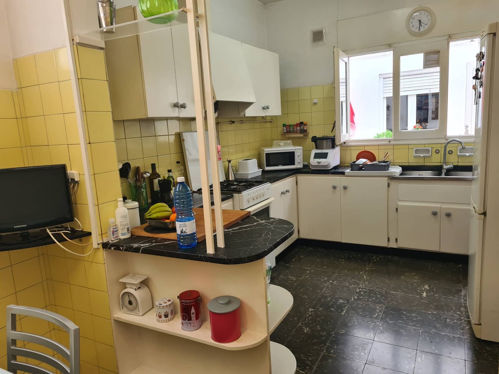 5 bedroom Flat for sale in Vinaros - € 359,000 (Ref: 9414473)