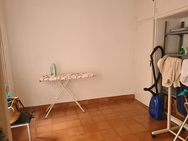 5 bedroom Flat for sale in Vinaròs - € 359,000 (Ref: 9414473)