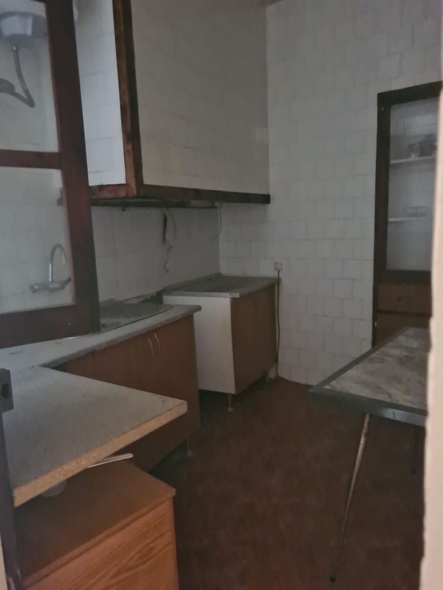 6 bedroom Townhouse for sale in Alcanar - € 68,000 (Ref: 9414474)